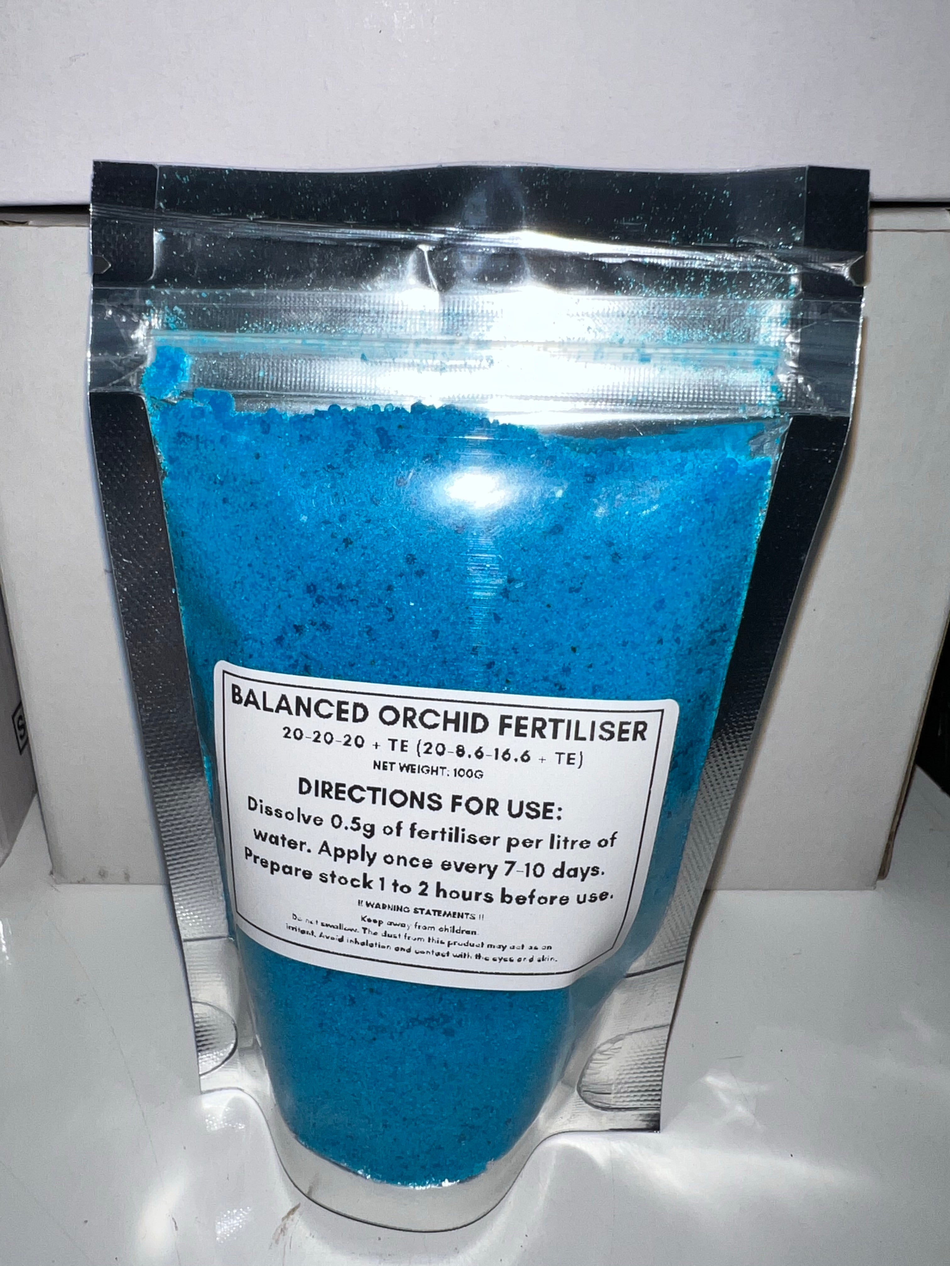 Balanced Orchid Fertiliser NPK 20-20-20 + TE (100g) Main image